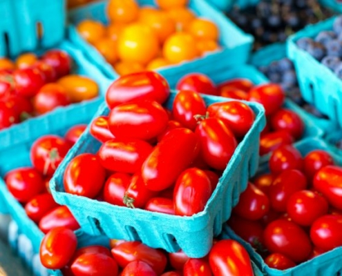 Fresh tomatoes at a grocery store